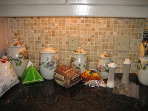 HP Tile & Design - Kitchens