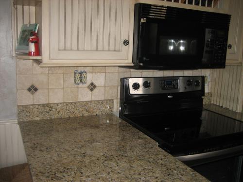 HP Tile & Design - Kitchens