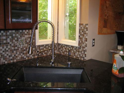 HP Tile & Design - Kitchens