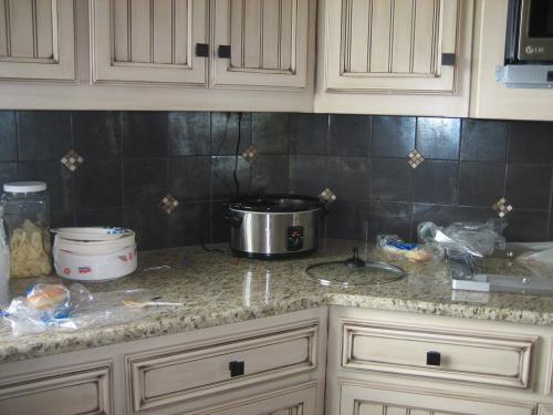 HP Tile & Design - Kitchens