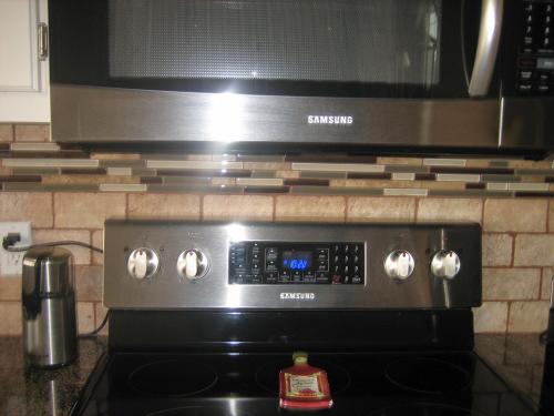HP Tile & Design - Kitchens