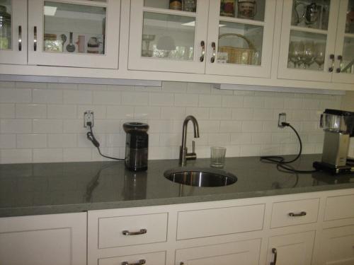 HP Tile & Design - Kitchens