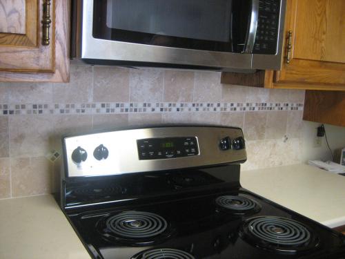 HP Tile & Design - Kitchens