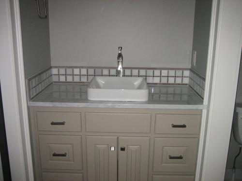 HP Tile & Design - Kitchens