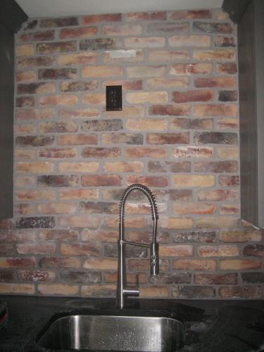 HP Tile & Design - Kitchens