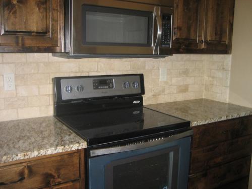 HP Tile & Design - Kitchens