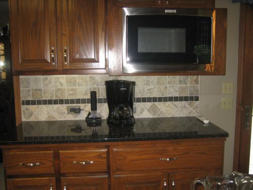 HP Tile & Design - Kitchens